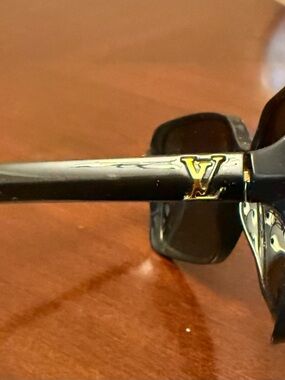 Louis Vuitton Black Sunglasses with Gold LV Temple Logo